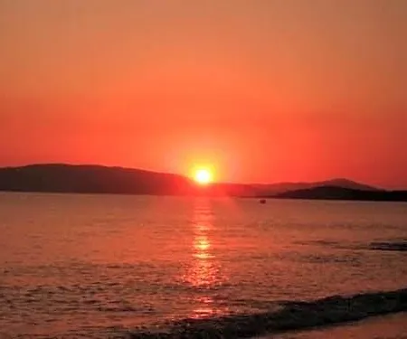 Kolona מלון Naxos City